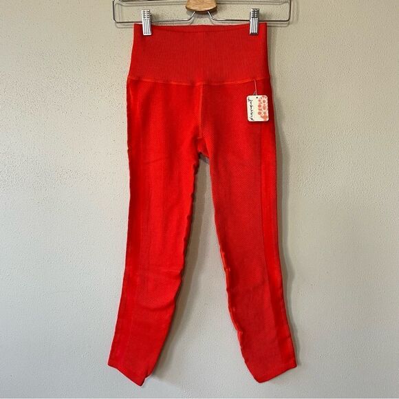 NWT Free People Movement Free Throw Leggings in Ripe Persimmon - Size: XS - Picture 2 of 6